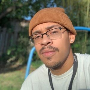 Meet your Posher, Daniel